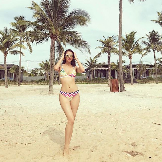 Không phải Ngọc Trinh, đây mới là những Nữ hoàng bikini của năm 2017 - Ảnh 19. Không phải Ngọc Trinh, đây mới là những Nữ hoàng bikini của năm 2017 - Ảnh 19.