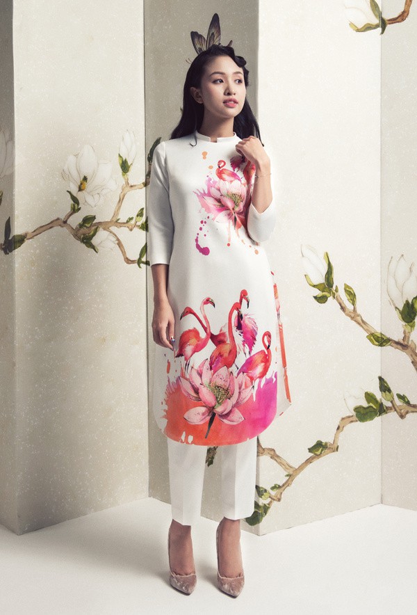 Gần Tết cũng là lúc loạt sao Việt khoe ảnh mặc áo dài xinh lung linh - Ảnh 21. Gần Tết cũng là lúc loạt sao Việt khoe ảnh mặc áo dài xinh lung linh - Ảnh 21.