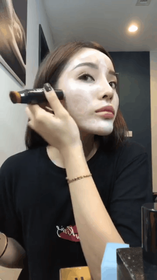 Ph&aacute;t livestream hướng dẫn make up, Kỳ Duy&ecirc;n bị d&acirc;n t&igrave;nh soi ra đủ thứ lỗi - Ảnh 4.