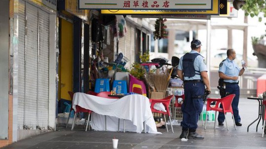 Úc: Nổ súng tại quán cà phê, 1 luật sư gốc Việt thiệt mạng - Ảnh 3.