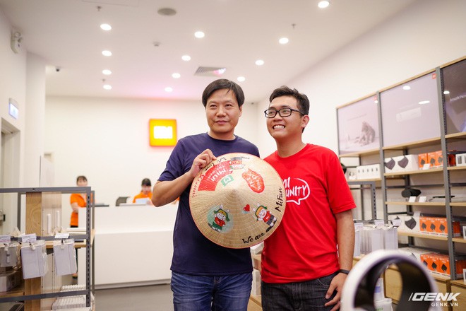 CEO Xiaomi Lei Jun thăm Việt Nam: Nức nở khen phở ngon, hứa sẽ mở thêm nhiều cửa hàng - Ảnh 7.