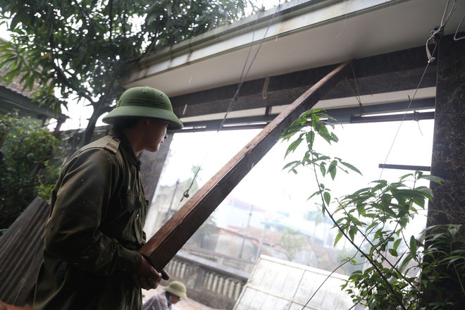 Vụ nổ ở Bắc Ninh: Sáng nay, công binh đã thu gom hơn 1 tấn đạn - Ảnh 8.