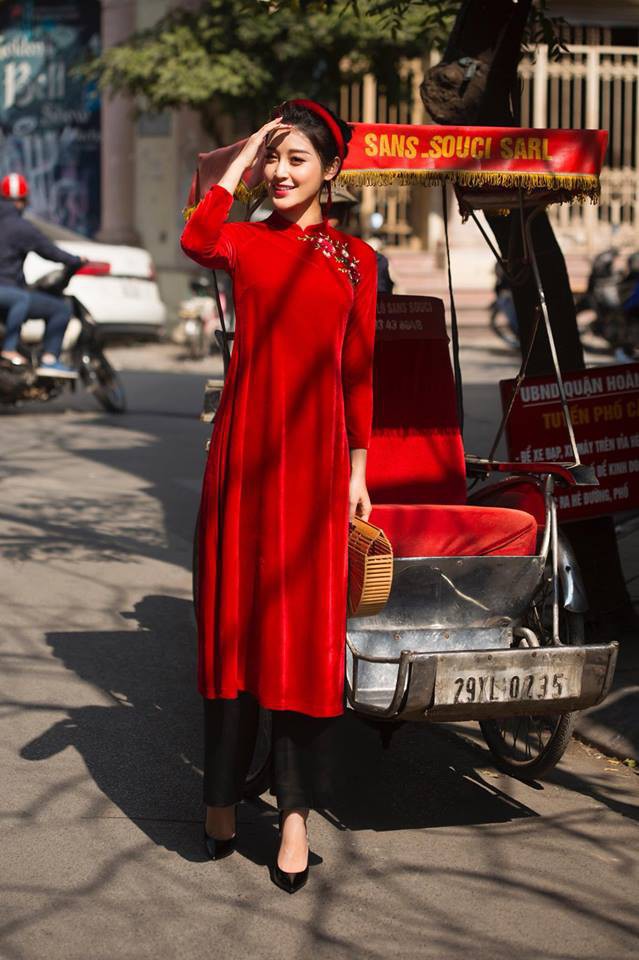 Gần Tết cũng là lúc loạt sao Việt khoe ảnh mặc áo dài xinh lung linh - Ảnh 8. Gần Tết cũng là lúc loạt sao Việt khoe ảnh mặc áo dài xinh lung linh - Ảnh 8.