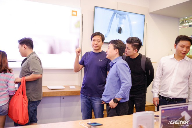 CEO Xiaomi Lei Jun thăm Việt Nam: Nức nở khen phở ngon, hứa sẽ mở thêm nhiều cửa hàng - Ảnh 9.