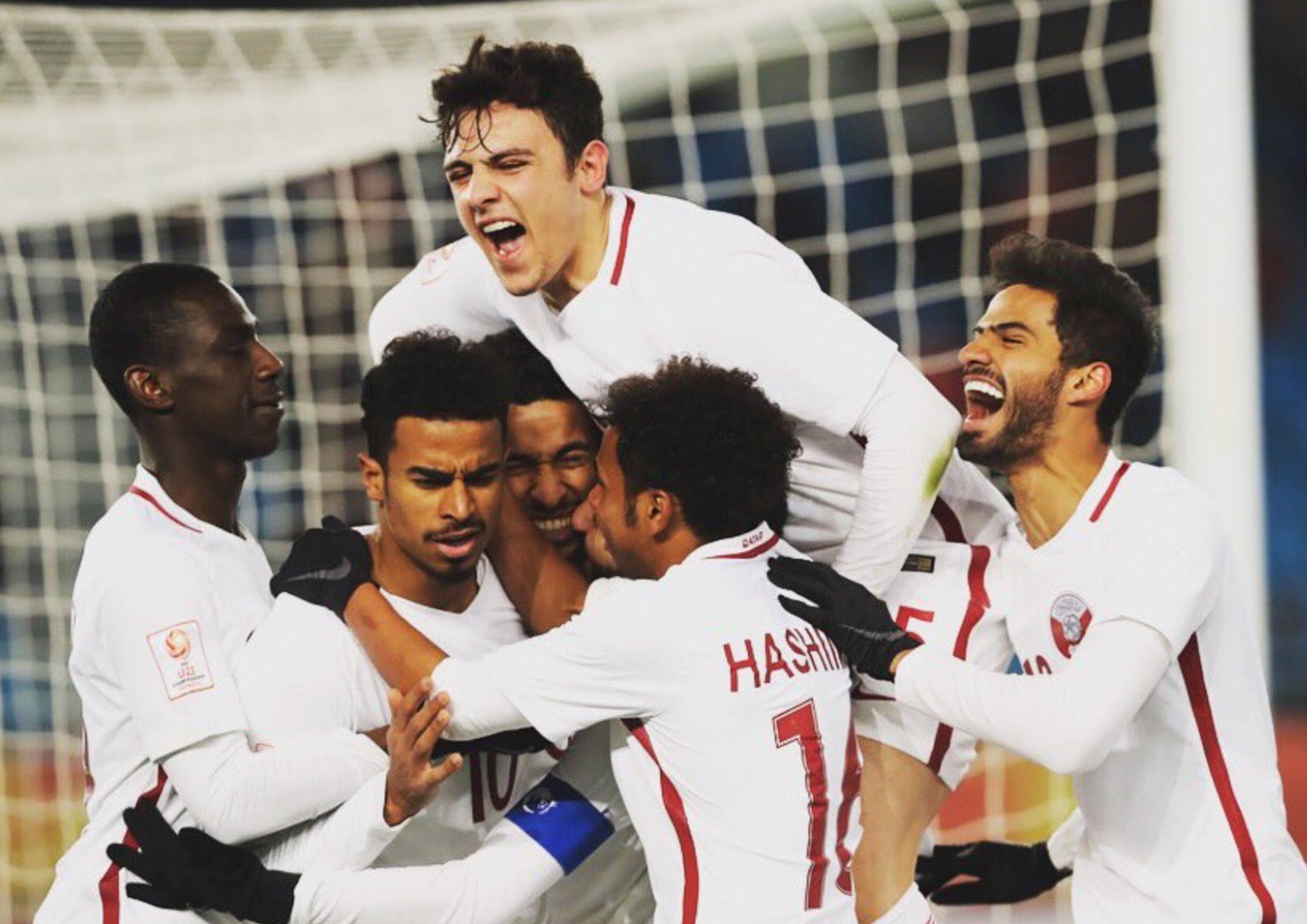 Bán kết chưa diễn ra nhưng dân mạng đã gấp rút tìm info trai đẹp của U23 Qatar - Ảnh 5. Bán kết chưa diễn ra nhưng dân mạng đã gấp rút tìm info trai đẹp của U23 Qatar - Ảnh 5.