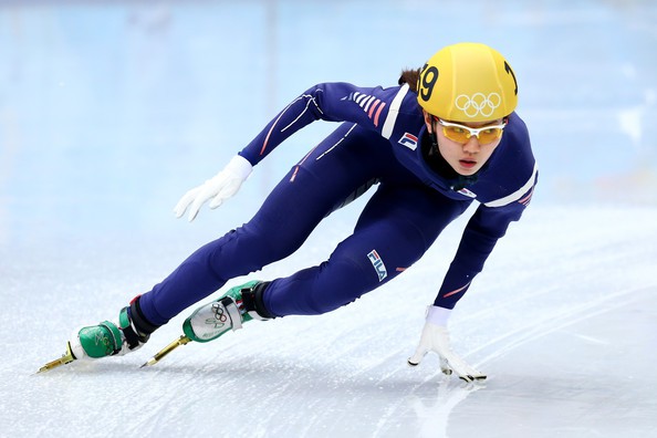 Nữ hoàng trượt băng Hàn Quốc bị HLV riêng hành hung - Ảnh 2.