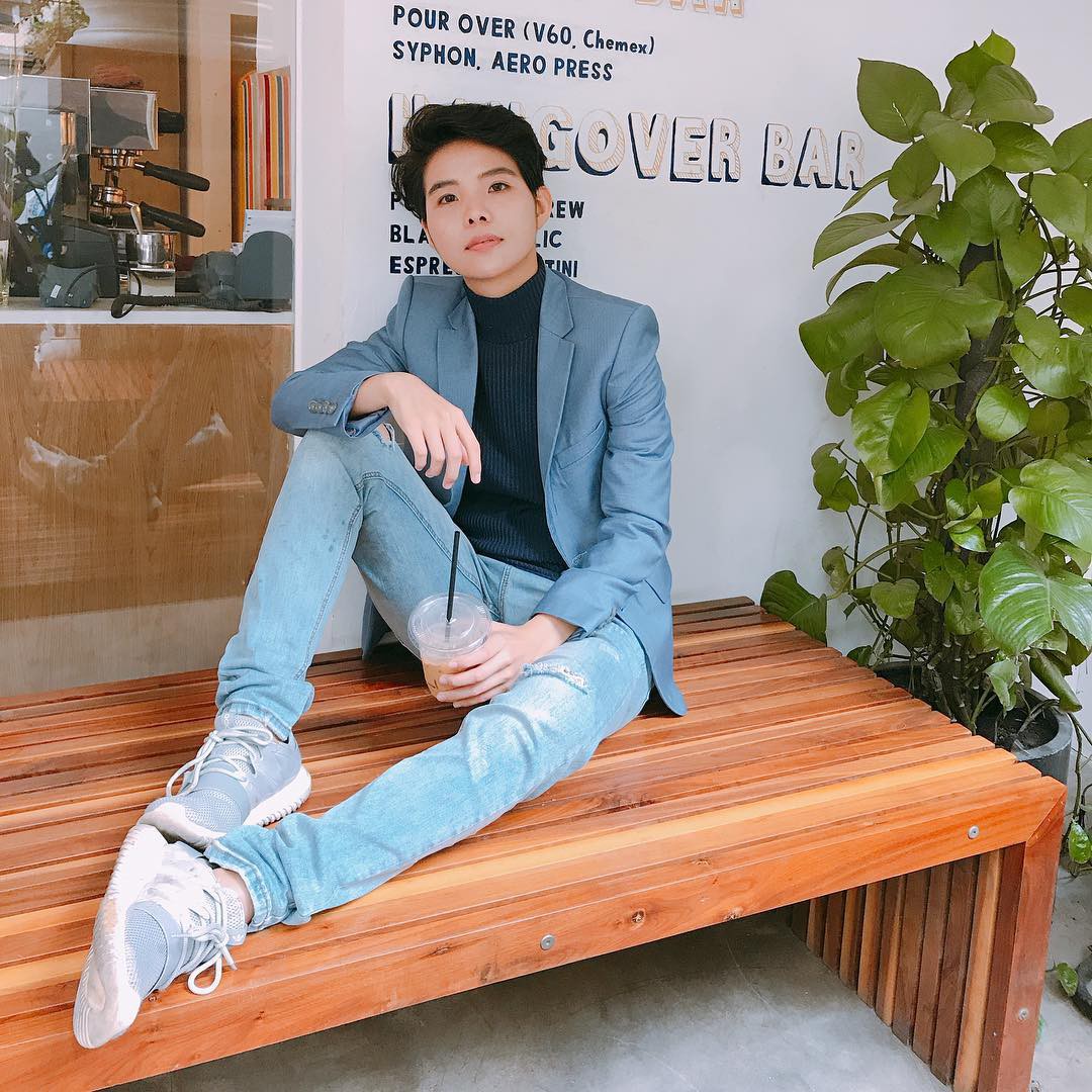 Diện đồ menswear nhưng lại thích tô son đỏ hồng, gu của Vũ Cát Tường kể cũng lạ - Ảnh 5. Diện đồ menswear nhưng lại thích tô son đỏ hồng, gu của Vũ Cát Tường kể cũng lạ - Ảnh 5.