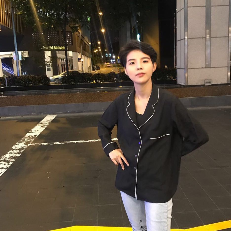 Diện đồ menswear nhưng lại thích tô son đỏ hồng, gu của Vũ Cát Tường kể cũng lạ - Ảnh 7. Diện đồ menswear nhưng lại thích tô son đỏ hồng, gu của Vũ Cát Tường kể cũng lạ - Ảnh 7.