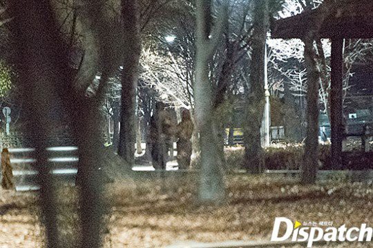 Sốc tận óc: Kai (EXO) và Jennie (Black Pink) là cặp đôi mở màn đầu năm của Dispatch - Ảnh 2.