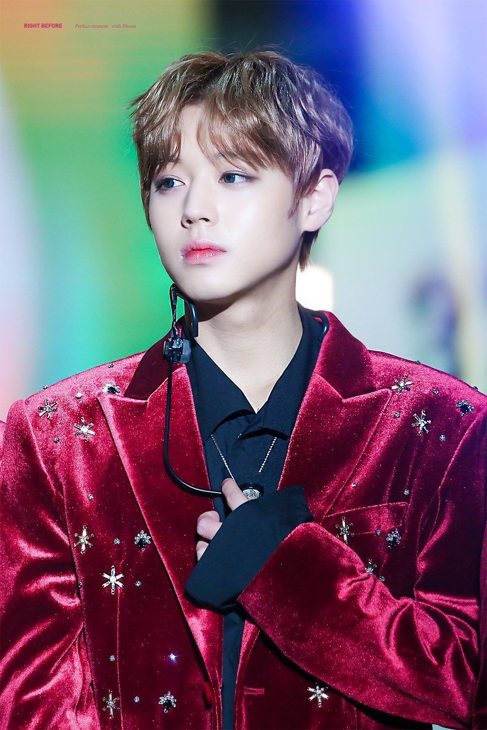 Top 10 thần tượng Kpop được dân Hàn bàn tán nhiều nhất 2018: Bất ngờ khi vị trí số 1 không thuộc về BTS - Ảnh 4. Top 10 thần tượng Kpop được dân Hàn bàn tán nhiều nhất 2018: Bất ngờ khi vị trí số 1 không thuộc về BTS - Ảnh 4.