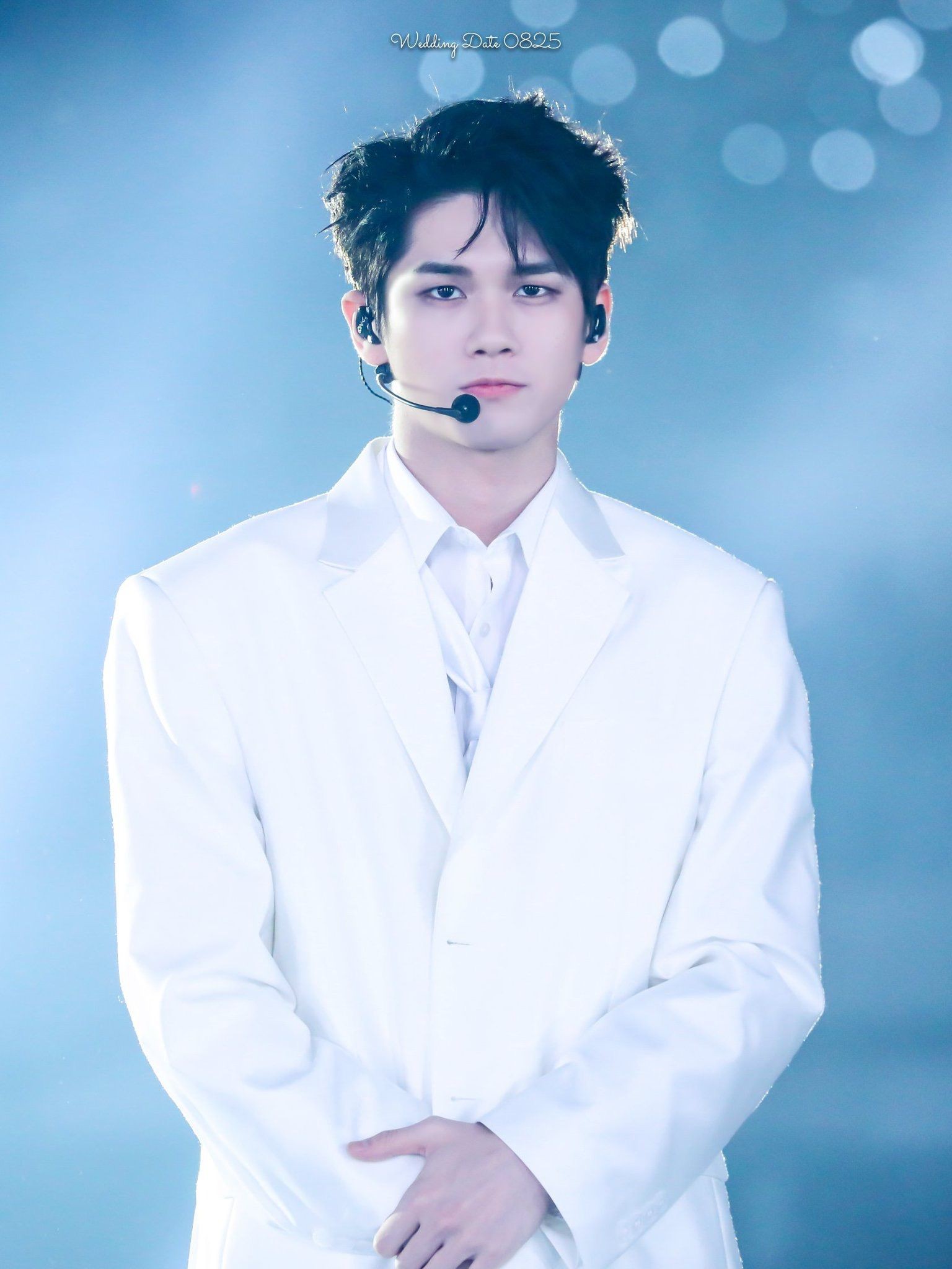 Top 10 thần tượng Kpop được dân Hàn bàn tán nhiều nhất 2018: Bất ngờ khi vị trí số 1 không thuộc về BTS - Ảnh 5. Top 10 thần tượng Kpop được dân Hàn bàn tán nhiều nhất 2018: Bất ngờ khi vị trí số 1 không thuộc về BTS - Ảnh 5.