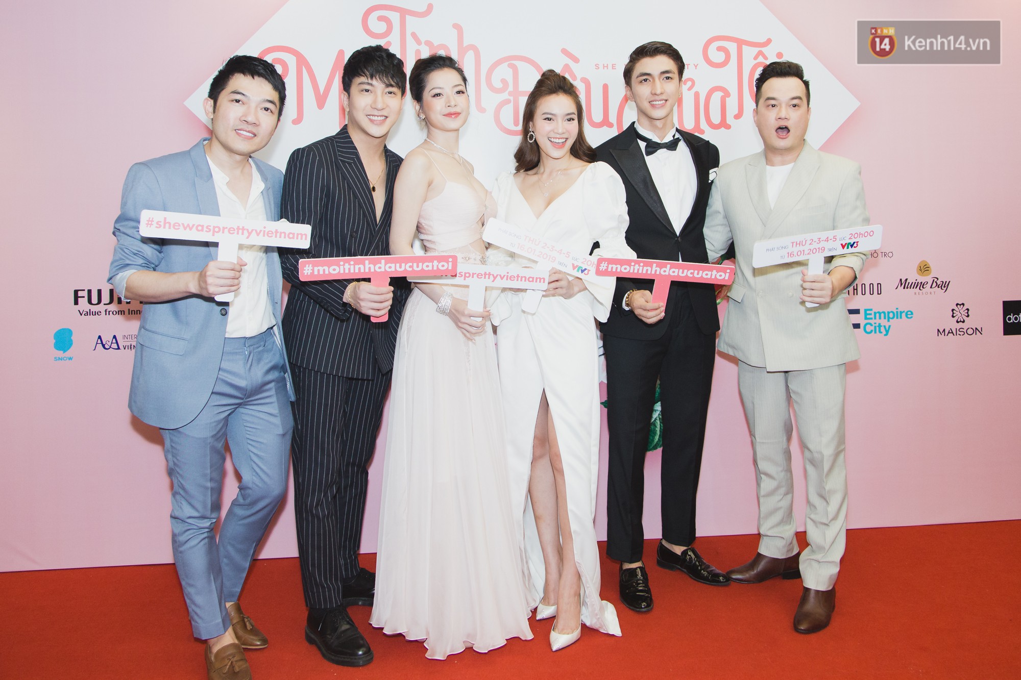 Đạo diễn Mối Tình Đầu Của Tôi lên tiếng việc Angela Phương Trinh bỏ vai: Đó là điều may mắn, chúng tôi lúc ấy cũng có vài lựa chọn khác - Ảnh 1. Đạo diễn Mối Tình Đầu Của Tôi lên tiếng việc Angela Phương Trinh bỏ vai: Đó là điều may mắn, chúng tôi lúc ấy cũng có vài lựa chọn khác - Ảnh 1.