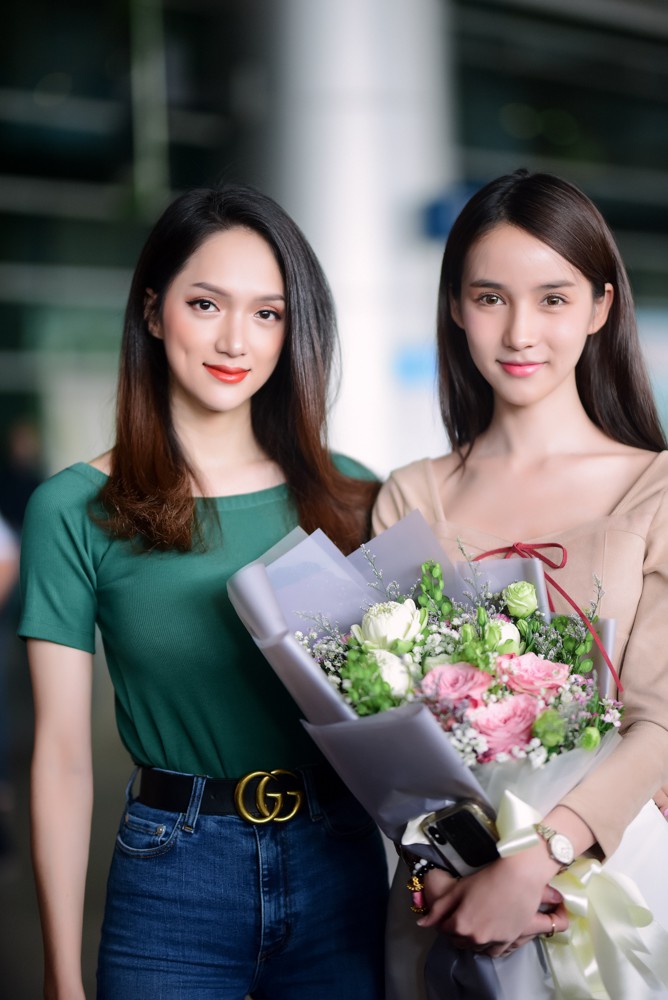 Thiên thần chuyển giới Yoshi xinh đẹp ngọt ngào trong ngày hội ngộ Hương Giang tại Việt Nam - Ảnh 10. Thiên thần chuyển giới Yoshi xinh đẹp ngọt ngào trong ngày hội ngộ Hương Giang tại Việt Nam - Ảnh 10.
