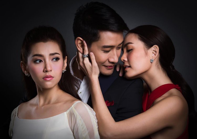 Top nam thần đào hoa nhất Tbiz: Người vẫn ế chỏng chơ, kẻ thừa nhận có con với bạn gái cũ - Ảnh 4. Top nam thần đào hoa nhất Tbiz: Người vẫn ế chỏng chơ, kẻ thừa nhận có con với bạn gái cũ - Ảnh 4.