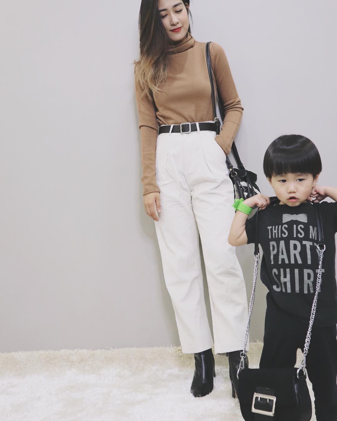 Chẳng phải là hotgirl cũng chẳng hoạt động showbiz vậy mà Trang Lou đã cán mốc 1 triệu người theo dõi trên Instagram - Ảnh 22. Chẳng phải là hotgirl cũng chẳng hoạt động showbiz vậy mà Trang Lou đã cán mốc 1 triệu người theo dõi trên Instagram - Ảnh 22.