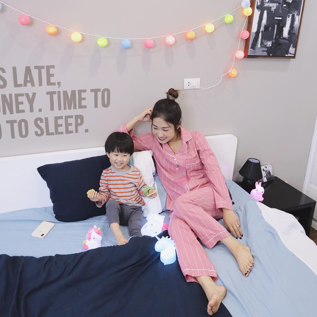 Chẳng phải là hotgirl cũng chẳng hoạt động showbiz vậy mà Trang Lou đã cán mốc 1 triệu người theo dõi trên Instagram - Ảnh 25. Chẳng phải là hotgirl cũng chẳng hoạt động showbiz vậy mà Trang Lou đã cán mốc 1 triệu người theo dõi trên Instagram - Ảnh 25.