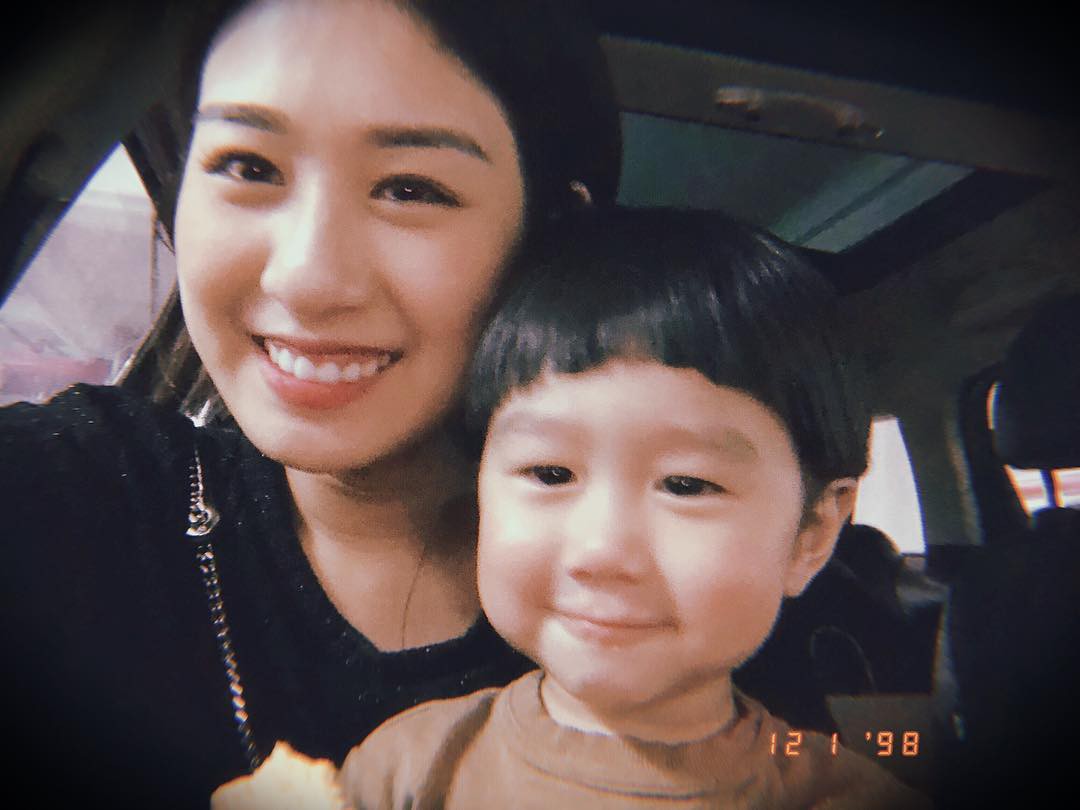Chẳng phải là hotgirl cũng chẳng hoạt động showbiz vậy mà Trang Lou đã cán mốc 1 triệu người theo dõi trên Instagram - Ảnh 27. Chẳng phải là hotgirl cũng chẳng hoạt động showbiz vậy mà Trang Lou đã cán mốc 1 triệu người theo dõi trên Instagram - Ảnh 27.