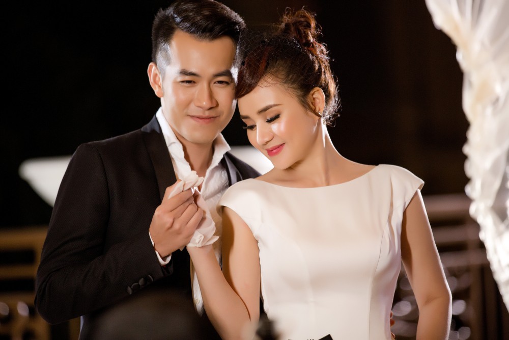 Vy Oanh mời Hồ Trung Dũng song ca bài hát viết riêng tặng ông xã, hé lộ những thước phim cưới ngọt ngào - Ảnh 2. Vy Oanh mời Hồ Trung Dũng song ca bài hát viết riêng tặng ông xã, hé lộ những thước phim cưới ngọt ngào - Ảnh 2.