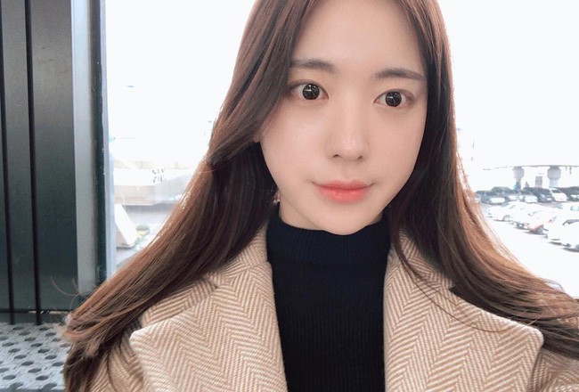Thủ phạm khiến chị em tr&ocirc;ng gi&agrave; đi mấy tuổi ch&iacute;nh l&agrave; quầng th&acirc;m, v&agrave; 4 tips sau sẽ gi&uacute;p &ldquo;xử đẹp&rdquo; nhược điểm n&agrave;y - Ảnh 3.