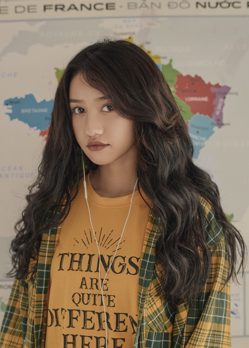 Hồn Papa, Da Con Gái còn chưa nguội, Kaity Nguyễn đã cùng nhóm bạn thân nổi loạn với web drama mới - Ảnh 4. Hồn Papa, Da Con Gái còn chưa nguội, Kaity Nguyễn đã cùng nhóm bạn thân nổi loạn với web drama mới - Ảnh 4.