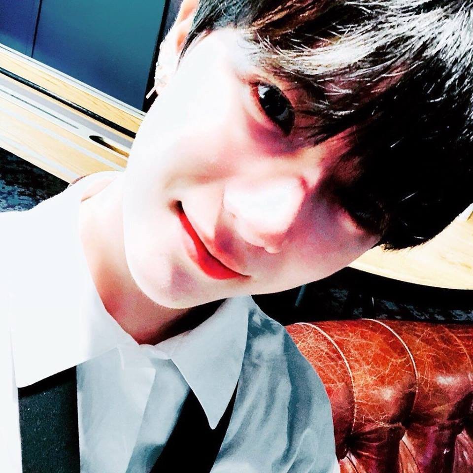 Fan nôn còn hơn cả Big Hit, đăng ảnh được cho là các thành viên em trai BTS tràn lan trên mạng - Ảnh 5. Fan nôn còn hơn cả Big Hit, đăng ảnh được cho là các thành viên em trai BTS tràn lan trên mạng - Ảnh 5.