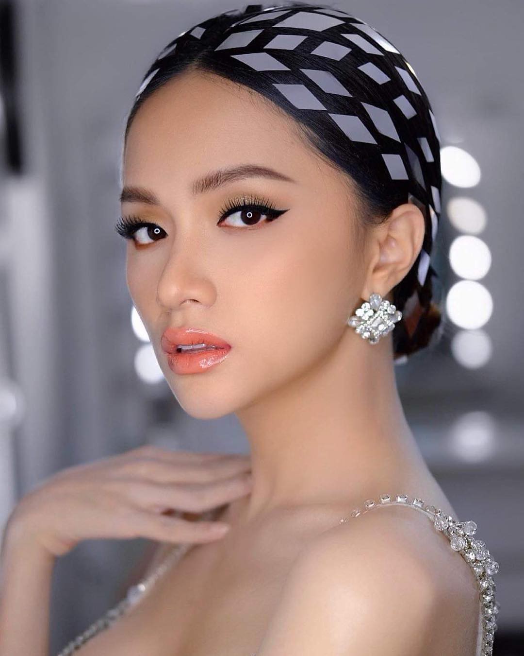 Dạo gần đây, Hương Giang đang trở thành hoa hậu thích chơi lớn nhất trong số các hoa hậu - Ảnh 2. Dạo gần đây, Hương Giang đang trở thành hoa hậu thích chơi lớn nhất trong số các hoa hậu - Ảnh 2.