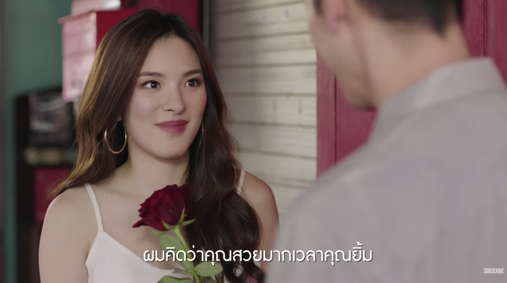 Jun Vũ bất ngờ xuất hiện liếc mắt đưa tình với HLV gốc Việt của The Face trong trailer phim Thái - Ảnh 4. Jun Vũ bất ngờ xuất hiện liếc mắt đưa tình với HLV gốc Việt của The Face trong trailer phim Thái - Ảnh 4.
