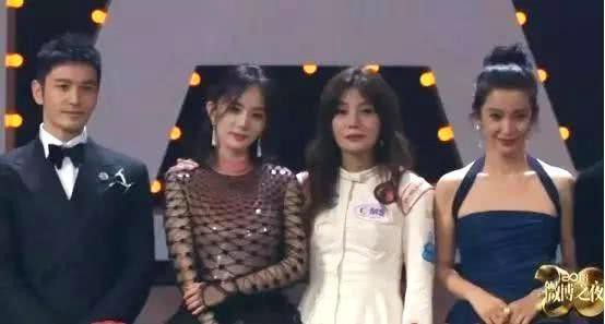 Dương Mịch v&agrave; Đường Y&ecirc;n tiếp tục lơ đẹp nhau tại sự kiện: T&igrave;nh chị em ng&agrave;y n&agrave;o thực sự đ&atilde; tan vỡ? - Ảnh 4.