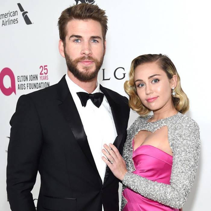 Đây là cảm xúc của Miley Cyrus khi bị khách mời tự tiện rò rỉ ảnh cưới dù không được phép - Ảnh 3. Đây là cảm xúc của Miley Cyrus khi bị khách mời tự tiện rò rỉ ảnh cưới dù không được phép - Ảnh 3.