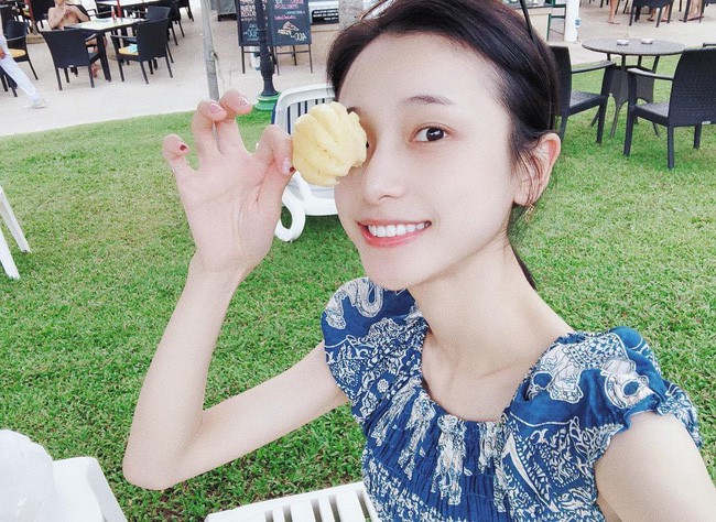 Sau Ngụy Anh Lạc, đến Minh Ngọc - Khương Tử Tân khiến fan hốt hoảng với thân hình không khác gì mắc treo quần áo - Ảnh 6.