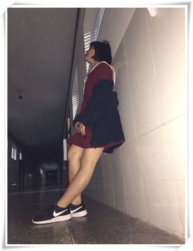 Bị bạn g&aacute;i phản bội, nam sinh say xỉn, kh&oacute;c l&oacute;c rồi chui v&ocirc; th&ugrave;ng r&aacute;c ngủ ngon l&agrave;nh đến s&aacute;ng - Ảnh 2.