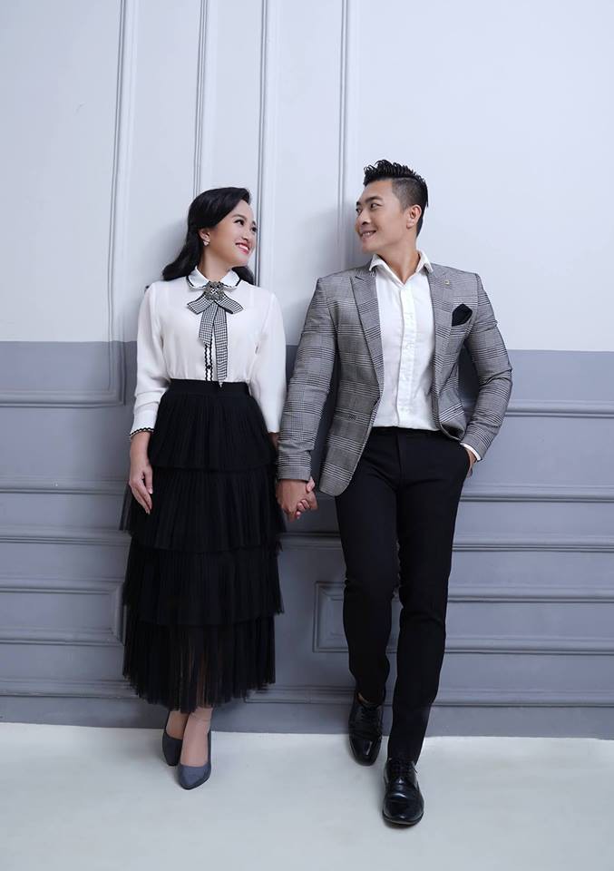 Gửi lời chúc sinh nhật vợ ngọt ngào, Quốc Cơ tiện khoe luôn con trai mới 2 tuổi đã có sở thích tập nhào lộn - Ảnh 1. Gửi lời chúc sinh nhật vợ ngọt ngào, Quốc Cơ tiện khoe luôn con trai mới 2 tuổi đã có sở thích tập nhào lộn - Ảnh 1.