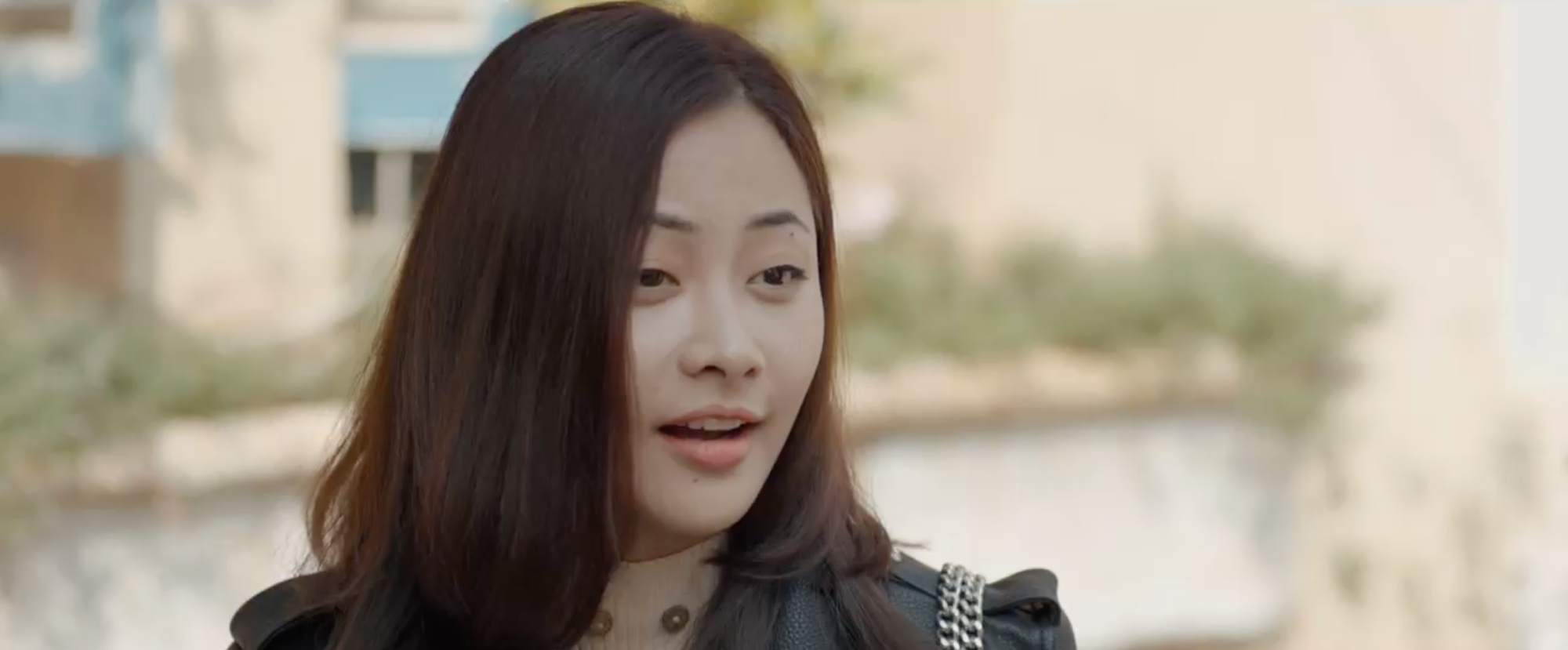 Bình An bất ngờ lộ âm mưu thật sự đằng sau màn tặng son cho crush của hội con trai - Ảnh 4. Bình An bất ngờ lộ âm mưu thật sự đằng sau màn tặng son cho crush của hội con trai - Ảnh 4.