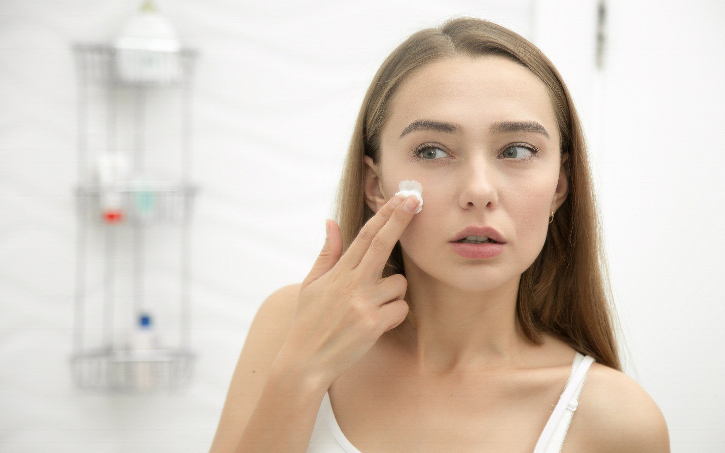 Mụn trứng cá sẽ nhanh chóng biến mất nếu bạn duy trì thường xuyên các thói quen sau - Ảnh 1. Mụn trứng cá sẽ nhanh chóng biến mất nếu bạn duy trì thường xuyên các thói quen sau - Ảnh 1.