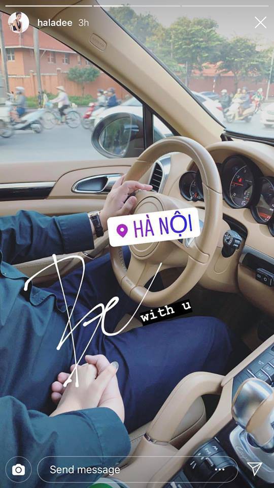 Bạn trai mới của Hà Lade được cộng đồng mạng quan tâm rất nhiều nhờ sự nổi tiếng của cô nàng. Hình ảnh của họ trên chiếc xe hơi đang được chia sẻ rộng rãi trên mạng xã hội. Hãy cùng xem để biết thêm chi tiết về nam chính này nhé.