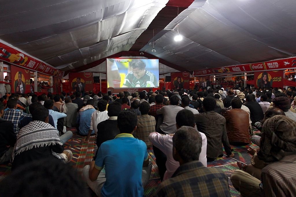 Asian Cup 2019: Đối thủ của Việt Nam là những người lái taxi, shipper và tập luyện ở bãi rác - Ảnh 2. Asian Cup 2019: Đối thủ của Việt Nam là những người lái taxi, shipper và tập luyện ở bãi rác - Ảnh 2.