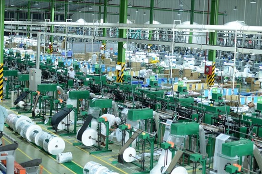 Công ty nhà người ta: Chi 30 tỷ mua 45 ô tô, 20 xe máy điện thưởng Tết cho nhân viên, người được thưởng nhiều nhất 900 triệu đồng - Ảnh 2. Công ty nhà người ta: Chi 30 tỷ mua 45 ô tô, 20 xe máy điện thưởng Tết cho nhân viên, người được thưởng nhiều nhất 900 triệu đồng - Ảnh 2.