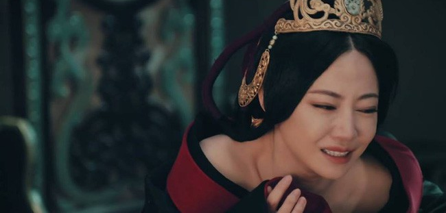 Hạo Lan Truyện: Hé lộ cảnh Ngô Cẩn Ngôn bị trai đẹp hôn, nhưng người đó lại không phải Nhiếp Viễn - Ảnh 9.