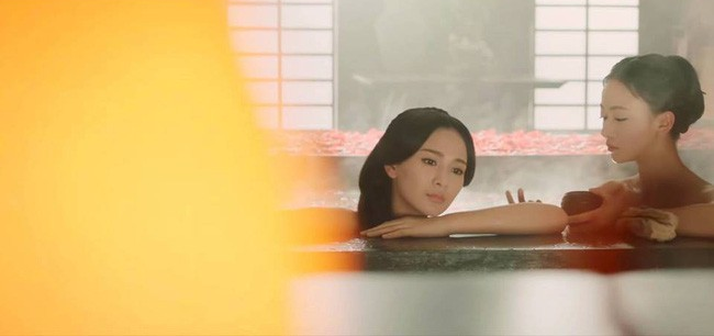 Hạo Lan Truyện: Hé lộ cảnh Ngô Cẩn Ngôn bị trai đẹp hôn, nhưng người đó lại không phải Nhiếp Viễn - Ảnh 10.