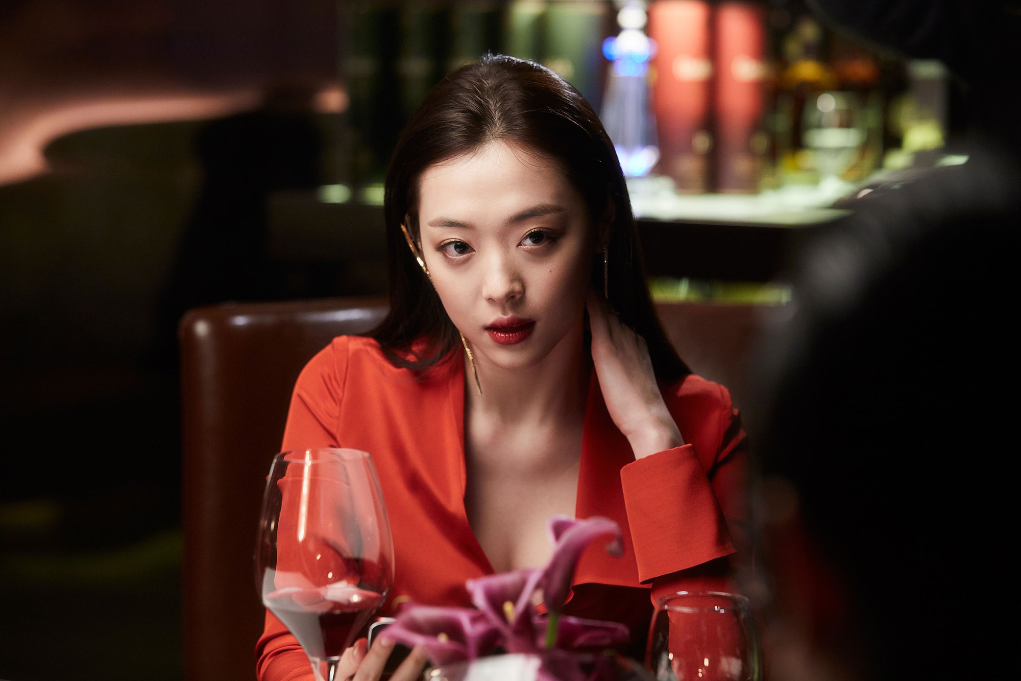 Nhìn lại màn lột xác của dàn thần tượng Kpop sau 10 năm: Nghịch lý người kém nổi nhất lại thay đổi ngoạn mục nhất - Ảnh 14. Nhìn lại màn lột xác của dàn thần tượng Kpop sau 10 năm: Nghịch lý người kém nổi nhất lại thay đổi ngoạn mục nhất - Ảnh 14.