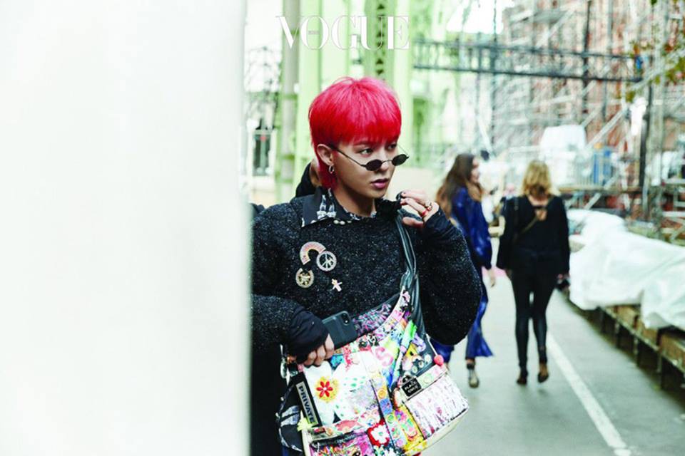 Nhìn lại màn lột xác của dàn thần tượng Kpop sau 10 năm: Nghịch lý người kém nổi nhất lại thay đổi ngoạn mục nhất - Ảnh 29. Nhìn lại màn lột xác của dàn thần tượng Kpop sau 10 năm: Nghịch lý người kém nổi nhất lại thay đổi ngoạn mục nhất - Ảnh 29.