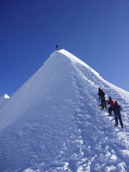 Ngô Thanh Vân sẽ trình làng lá bài mới trong Hai Phượng: Kẻ chinh phục đỉnh Everest - Ảnh 2.