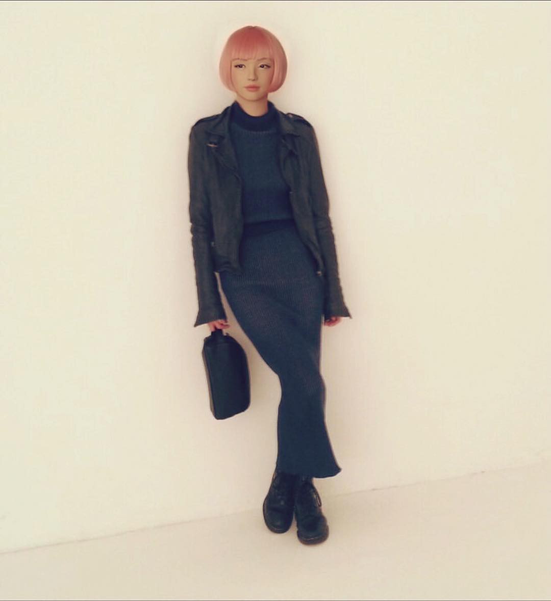 Xinh đẹp và quyến rũ, cô gái tóc hồng mới nổi trên Instagram Nhật hóa ra là người mẫu ảo! - Ảnh 13.