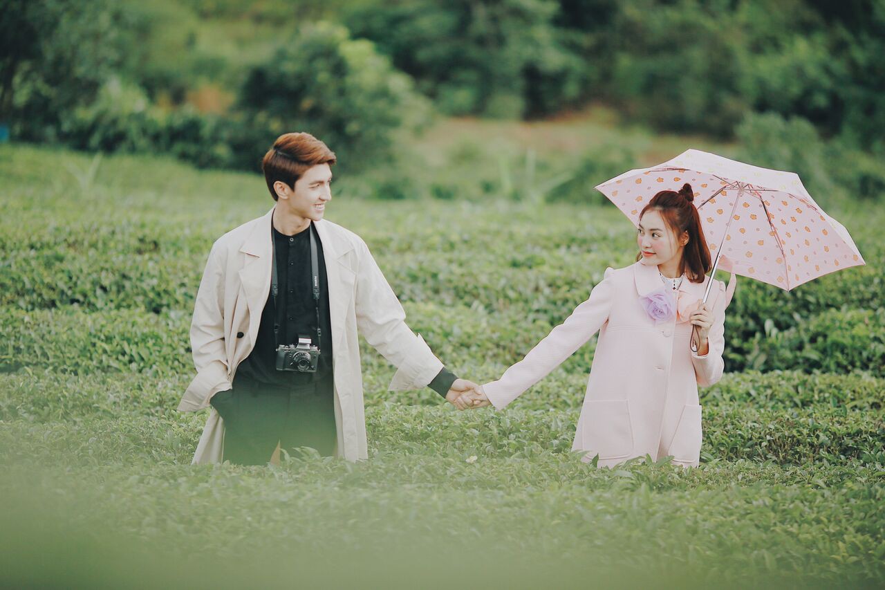 Chẳng ai sướng bằng Bình An khi 1 loạt 2 tay 3 con cá, lại yêu toàn người xinh trên màn ảnh nhỏ - Ảnh 3. Chẳng ai sướng bằng Bình An khi 1 loạt 2 tay 3 con cá, lại yêu toàn người xinh trên màn ảnh nhỏ - Ảnh 3.