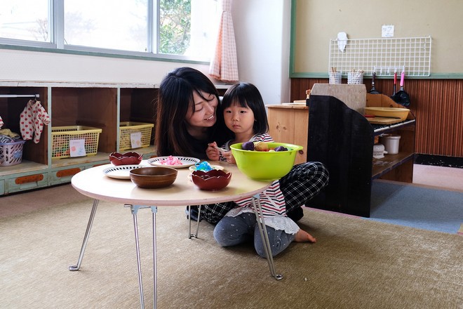 Khám phá thị trấn độc đáo ở Nhật Bản, nơi chính quyền cho tiền để các cặp đôi sinh con - Ảnh 7.