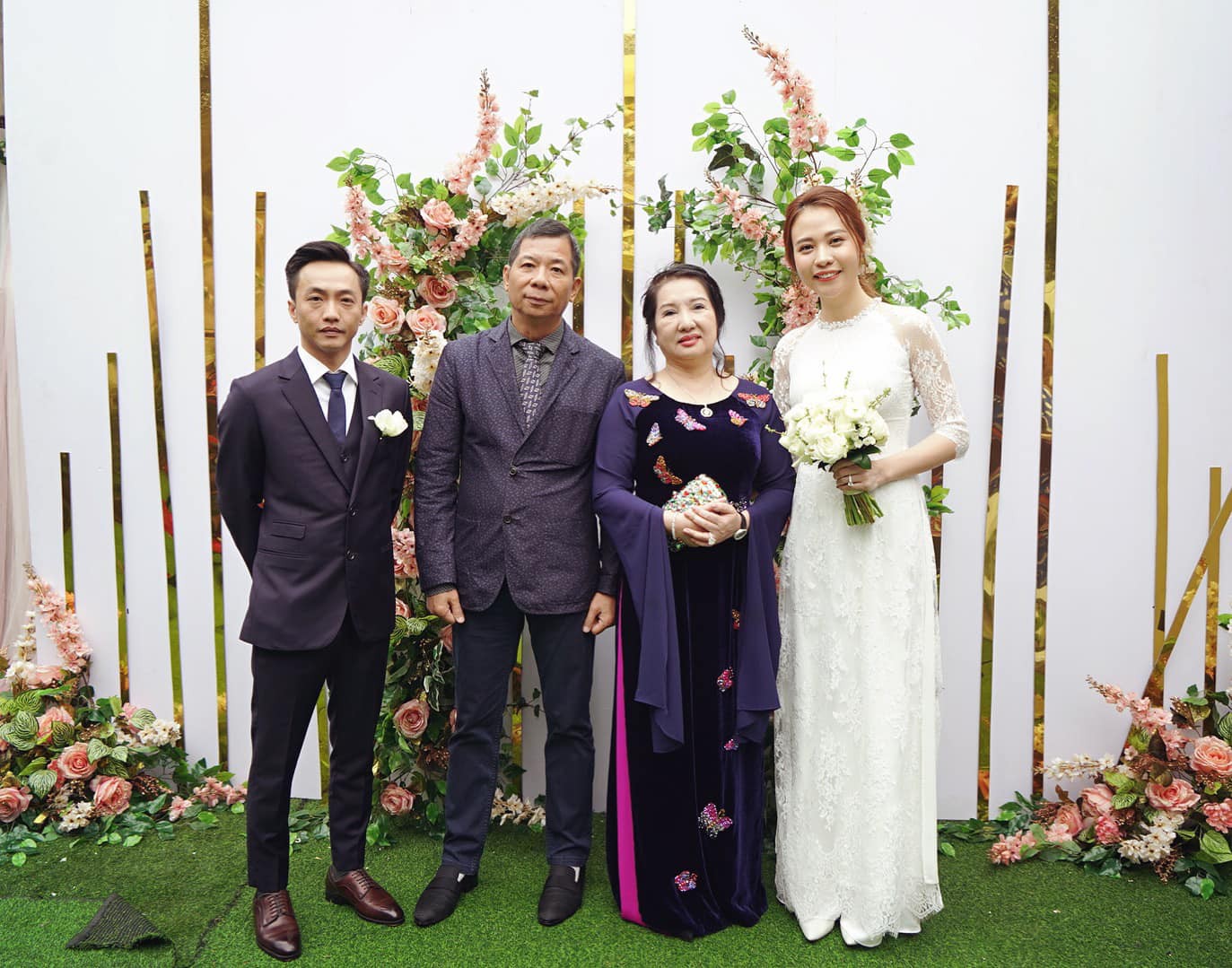 Chưa hết 1 tháng đầu năm 2019, showbiz Việt đã rộn ràng đón nhận liên tiếp 7 tin báo hỷ - Ảnh 2. Chưa hết 1 tháng đầu năm 2019, showbiz Việt đã rộn ràng đón nhận liên tiếp 7 tin báo hỷ - Ảnh 2.