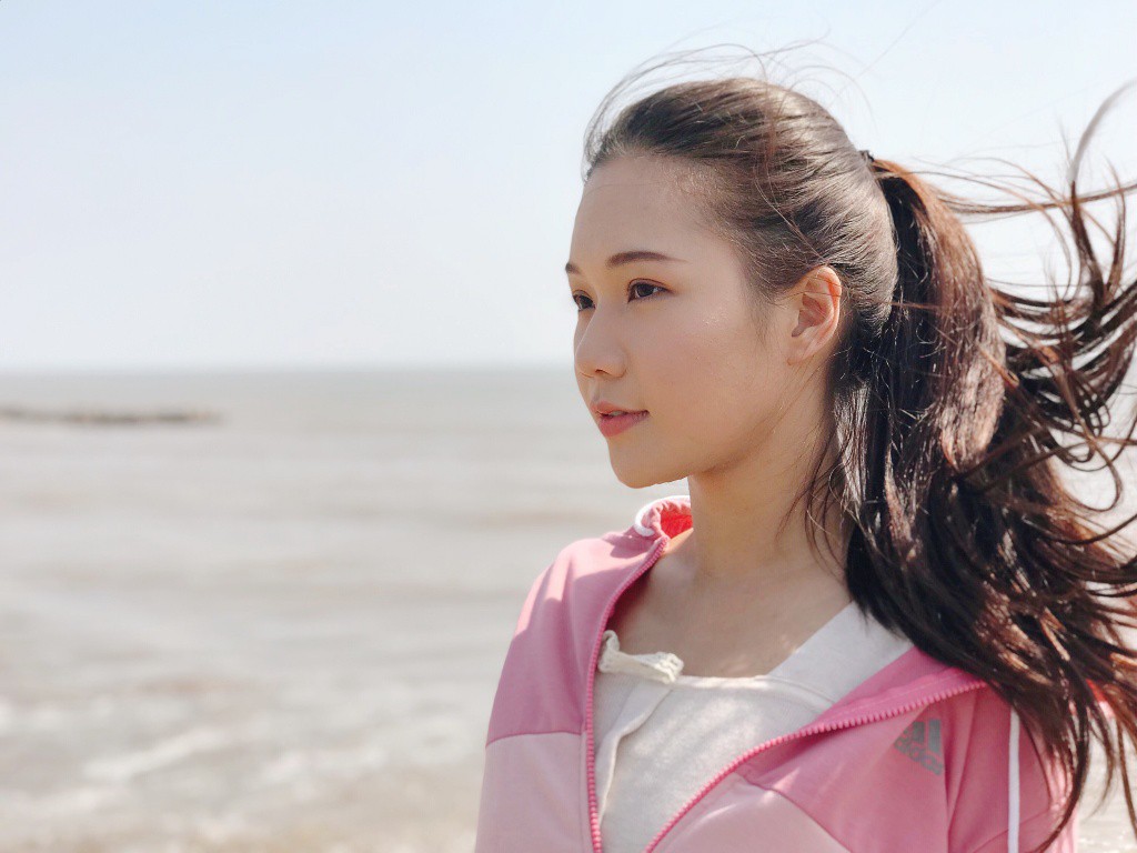 Chẳng ai sướng bằng Bình An khi 1 loạt 2 tay 3 con cá, lại yêu toàn người xinh trên màn ảnh nhỏ - Ảnh 7. Chẳng ai sướng bằng Bình An khi 1 loạt 2 tay 3 con cá, lại yêu toàn người xinh trên màn ảnh nhỏ - Ảnh 7.