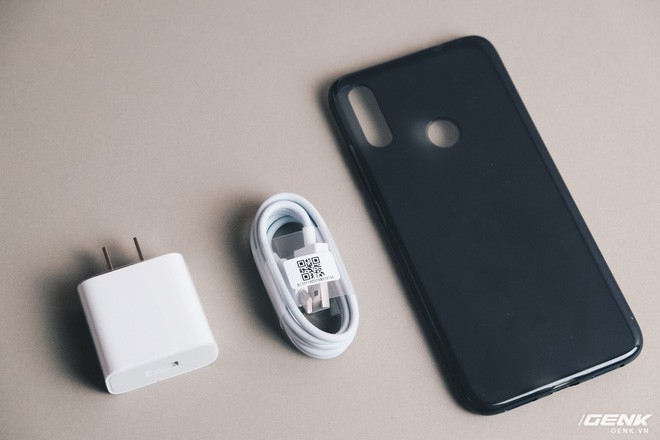 Tr&ecirc;n tay Redmi Note 7 đang được săn đ&oacute;n: M&agrave;n h&igrave;nh giọt nước, pin tr&acirc;u, camera l&ecirc;n tới 48MP, gi&aacute; từ 4 triệu đồng - Ảnh 3.