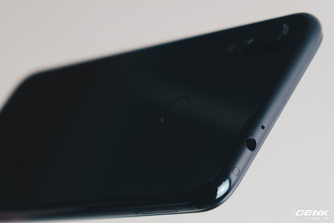 Trên tay Redmi Note 7 đang được săn đón: Màn hình giọt nước, pin trâu, camera lên tới 48MP, giá từ 4 triệu đồng - Ảnh 10.