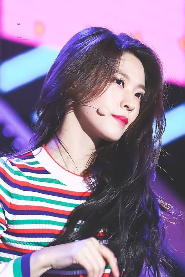 6 idol tuổi Hợi sở hữu thần th&aacute;i xuất sắc nhất tr&ecirc;n s&acirc;n khấu! - Ảnh 42.